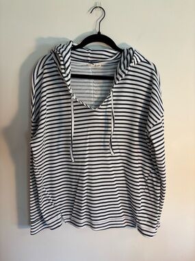 Roxy White and Navy Striped Hooded Pullover
